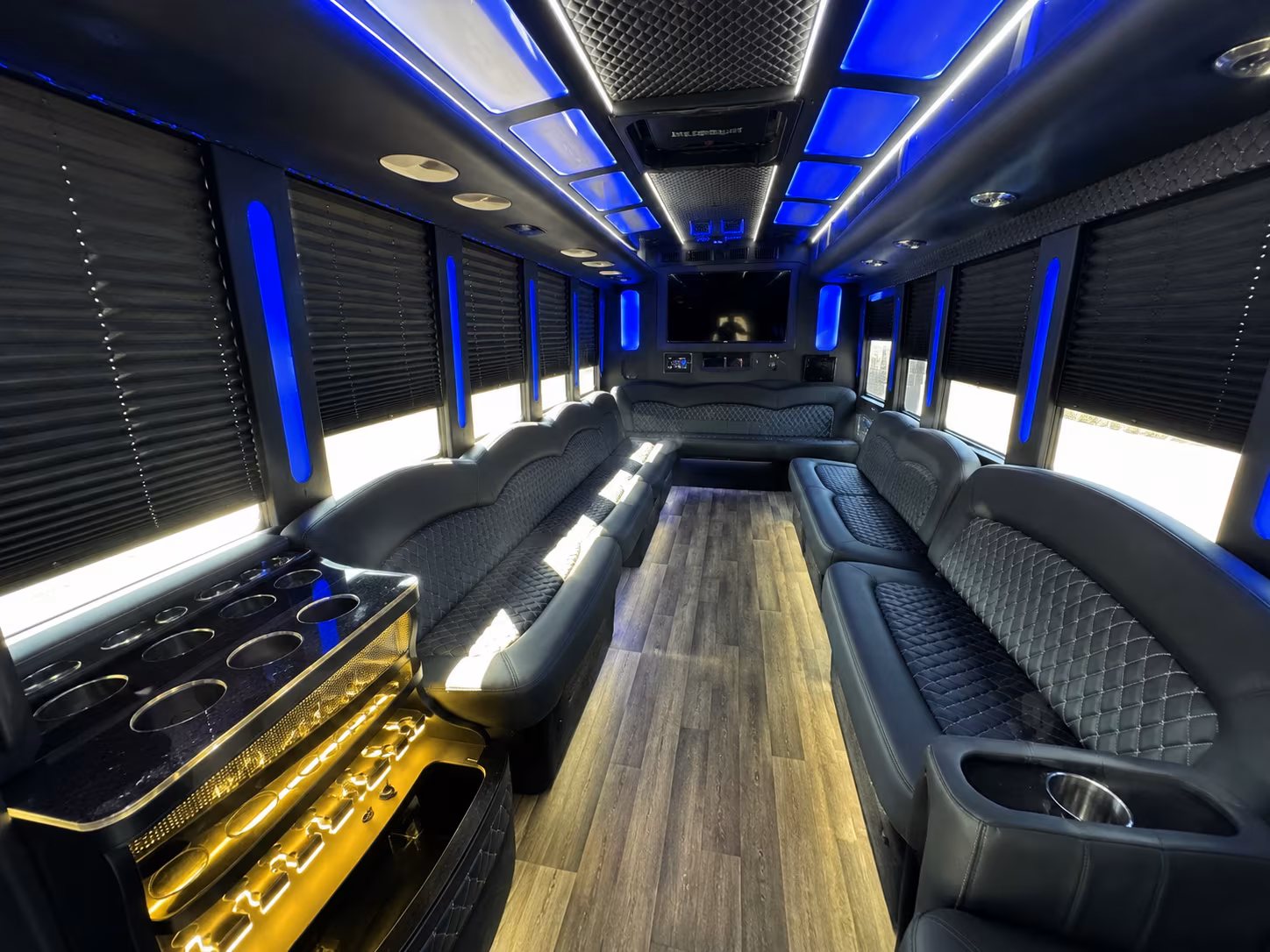 Moreno Valley Birthday, Sweet 16, & Quinceañera Party Bus Rentals